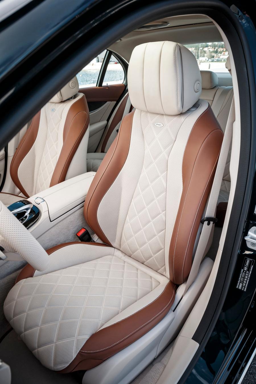  Mercedes-Benz E220d Exclusive Line 2016 года  (фото 3 из 10)